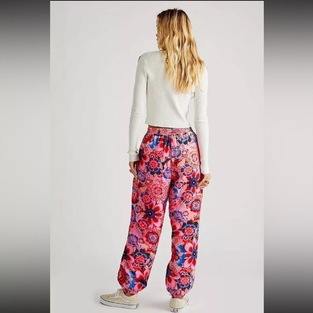 Free People Sun Valley Velvet Pants Joggers‎ Floral Print Embroidery- Small - Picture 2 of 9